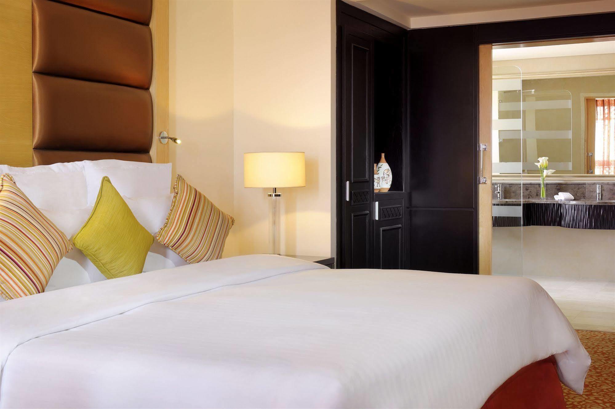 Petra Marriott Hotel Wadi Musa Ngoại thất bức ảnh